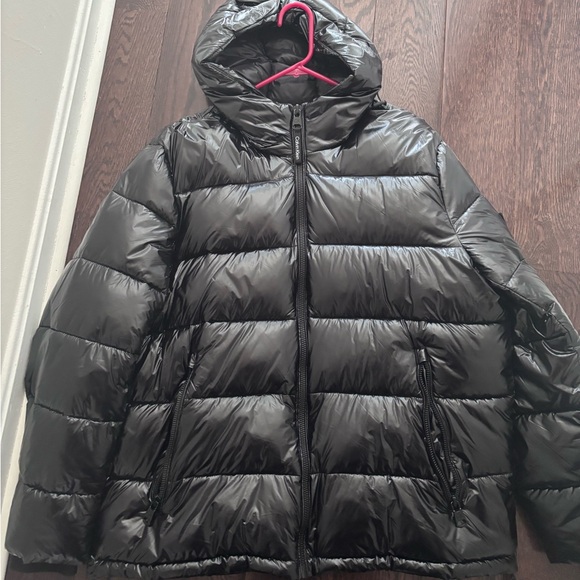 Calvin Klein puffer - Picture 1 of 3